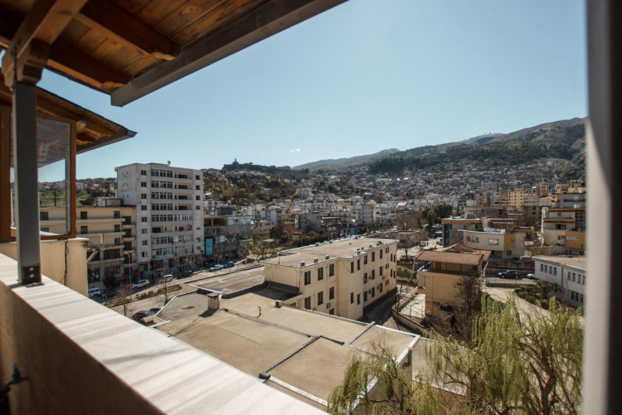 The Luxe Apartments Gjirokastër Exteriör bild
