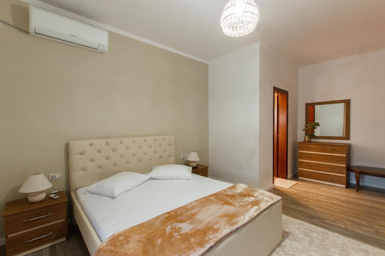 The Luxe Apartments Gjirokastër Exteriör bild